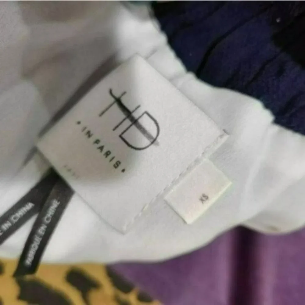 HD in Paris Blue Geometric Mini Skirt -XS - Picture 6 of 8